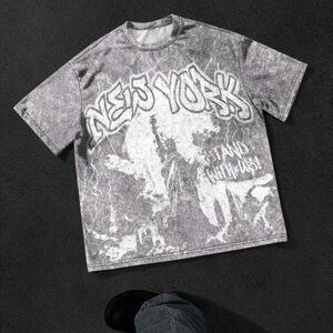 Gray Graphic Tee - New York Design